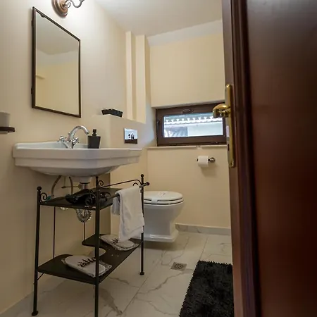 Casa Chintoan - Adult Only Bed & Breakfast Constanta