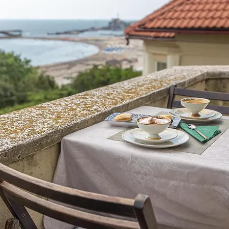 Bed & Breakfast Casa Chintoan - Adult Only 2*